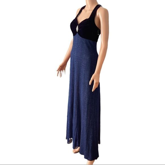 JUMP Apparel Blue Velvet & Metallic Long Gown Sz 6 - Picture 3 of 15